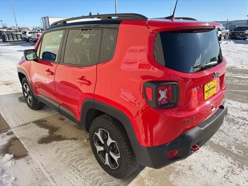 Used 2022 Jeep Renegade Trailhawk image 5