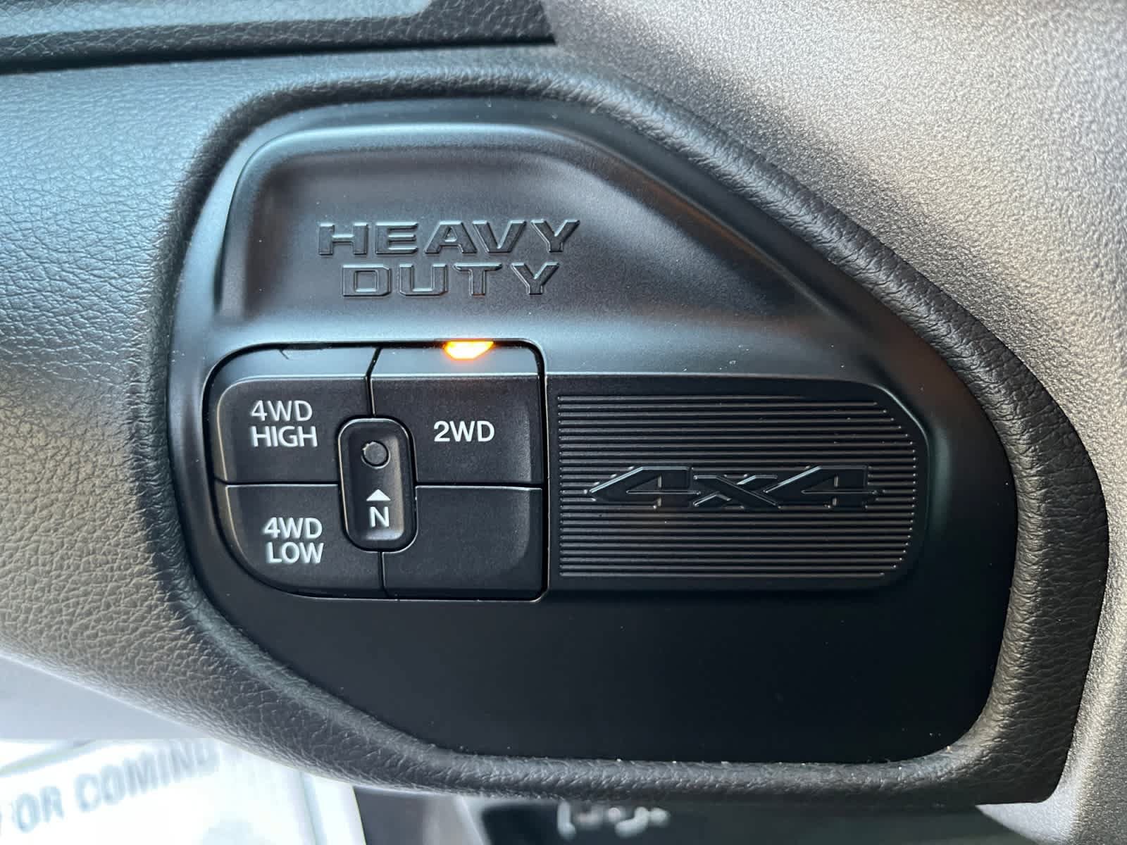 Used 2024 RAM 3500 Tradesman w/ Chrome Appearance Group AWD/4WD image 28