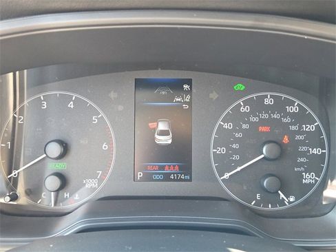 Used 2025 Toyota Corolla XLE image 25