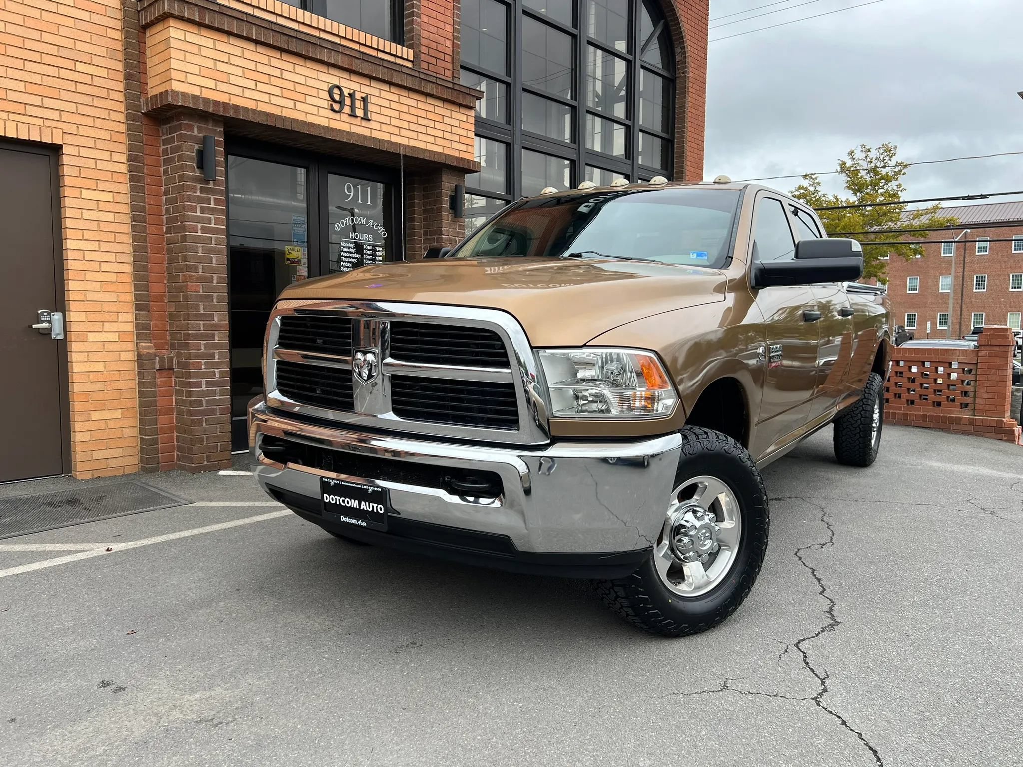 Used 2012 RAM 3500 ST w/ Chrome Appearance Group AWD/4WD image 2