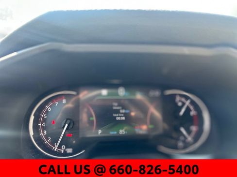 Used 2024 Toyota RAV4 LE AWD/4WD image 18