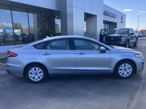 Used 2020 Ford Fusion S image 8