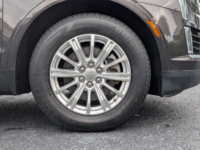 Used 2019 Cadillac XT5 FWD image 10