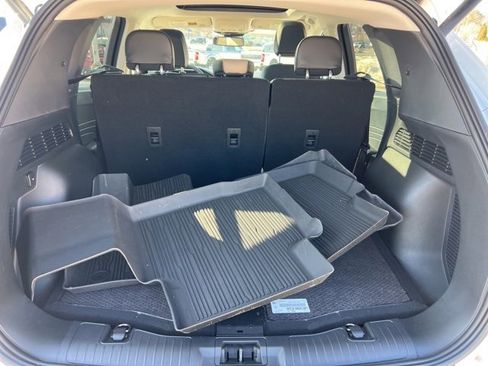 Certified 2022 Ford Escape Titanium w/ Class II Trailer Tow Package image 25