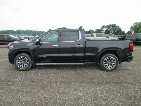 New 2025 GMC Sierra 1500 Denali w/ Denali Reserve Package image 10