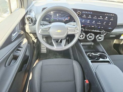 New 2026 Chevrolet Blazer EV LT FWD image 7