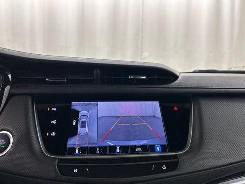 Used 2024 Cadillac XT5 Premium Luxury w/ Technology Package AWD/4WD image 18