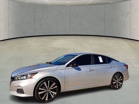 Used 2022 Nissan Altima 2.5 SR image 9