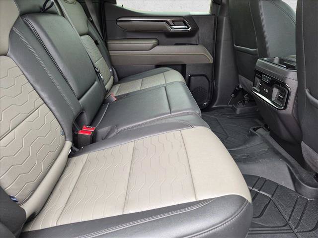 Used 2024 Chevrolet Silverado 1500 ZR2 w/ Technology Package AWD/4WD image 20