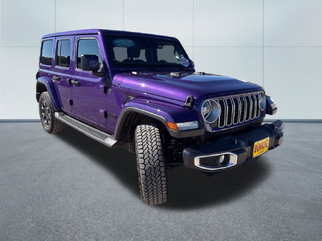 Used 2026 Jeep Wrangler Unlimited Sahara w/ Technology Group AWD/4WD image 5