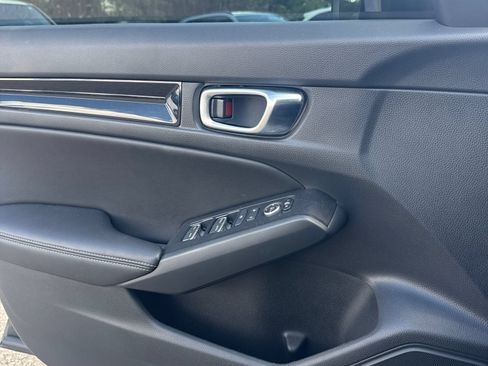 Used 2024 Honda Civic EX-L image 8