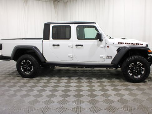 Used 2026 Jeep Gladiator Rubicon AWD/4WD image 27