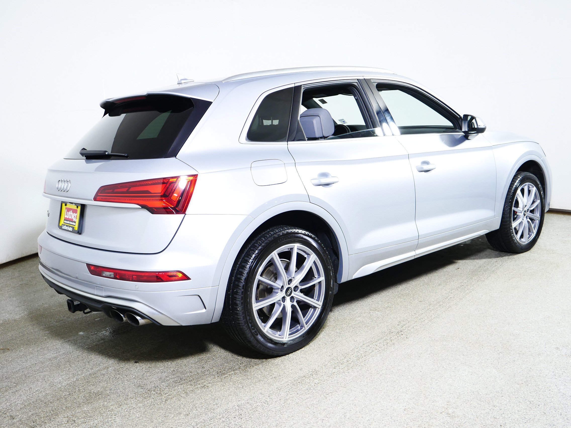 Used 2022 Audi SQ5 Premium Plus AWD/4WD image 7