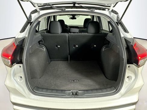 Used 2024 Nissan Kicks SV image 27