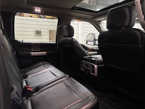 Used 2018 Ford F350 Lariat w/ Lariat Ultimate Package image 32