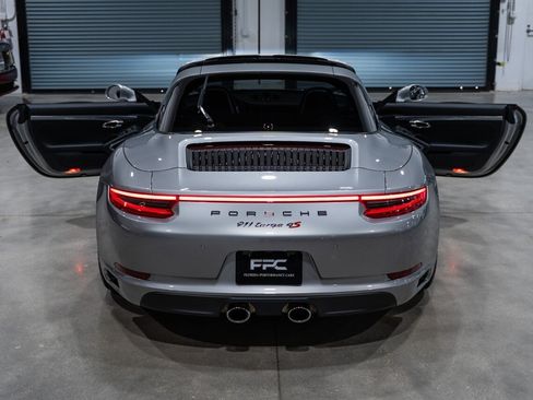 Used 2017 Porsche 911 Targa 4S AWD/4WD image 38