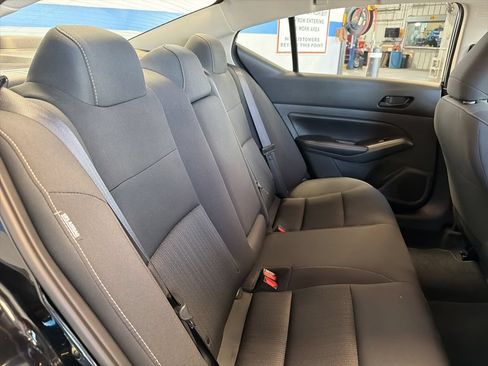 Used 2025 Nissan Altima 2.5 SV FWD image 28