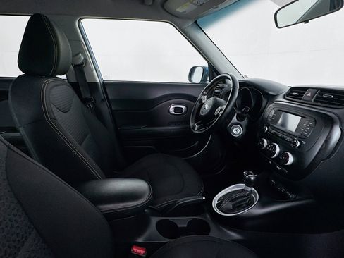 Used 2016 Kia Soul + w/ Designer's Package image 27