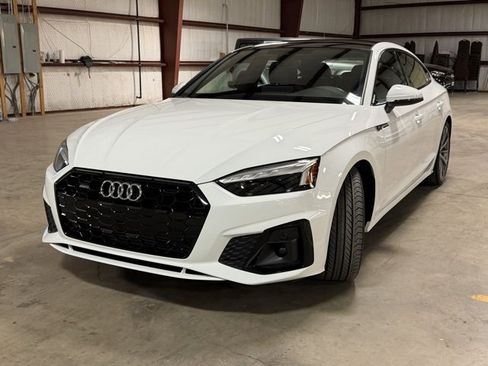 Used 2025 Audi A5 2.0T Premium Plus image 3