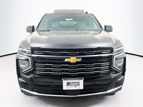 Certified 2026 Chevrolet Suburban High Country AWD/4WD image 2