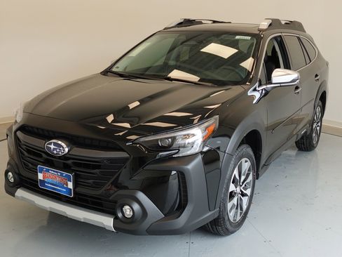 Used 2025 Subaru Outback Touring w/ Tech Package 2 image 10