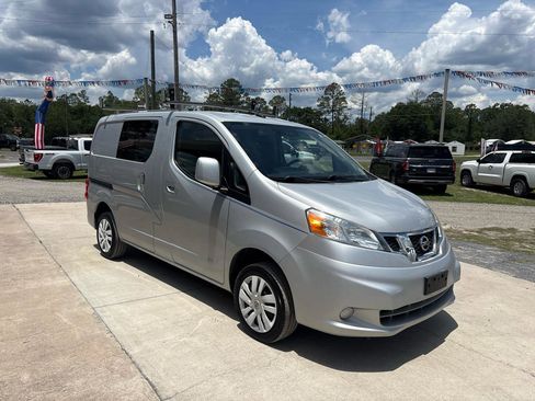 Used 2013 Nissan NV200 SV w/ Technology Pkg FWD image 3