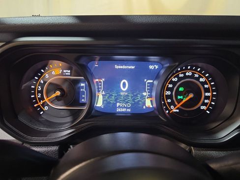 Used 2024 Jeep Wrangler Unlimited Sport AWD/4WD image 10