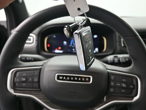 Used 2022 Jeep Wagoneer Series II image 34