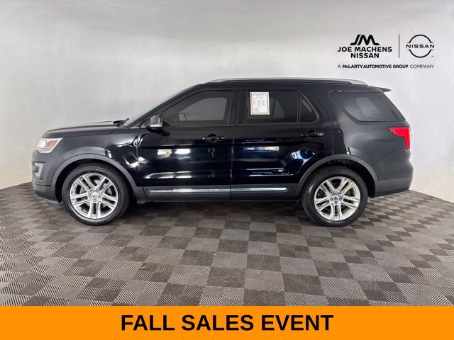 Used 2016 Ford Explorer XLT w/ Equipment Group 202A FWD image 17
