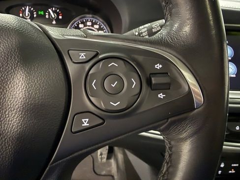 Used 2019 Buick Enclave Premium image 14