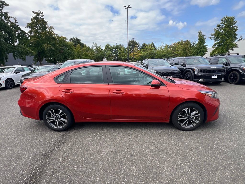 Certified 2023 Kia Forte LXS w/ LXS Technology Package FWD image 8