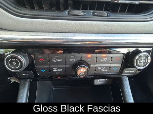 Certified 2022 Jeep Compass Limited w/ Elite Group image 20