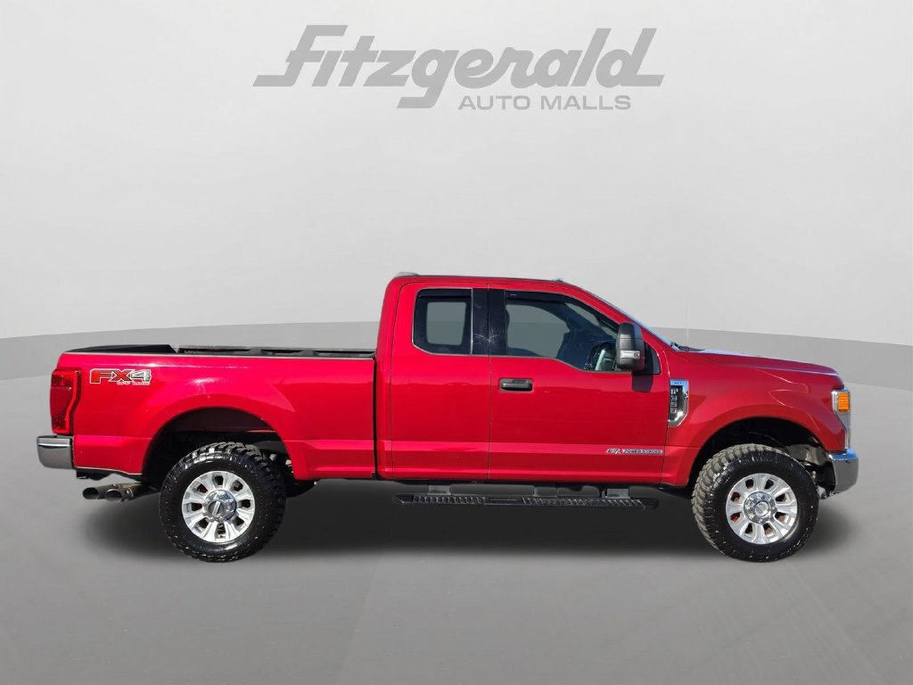 Used 2022 Ford F350 XLT w/ FX4 Off-Road Package AWD/4WD image 5