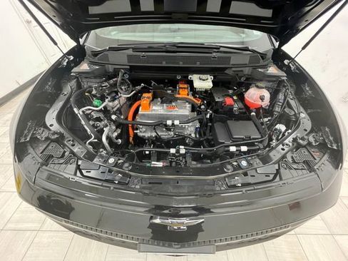 New 2026 Chevrolet Equinox EV LT image 15