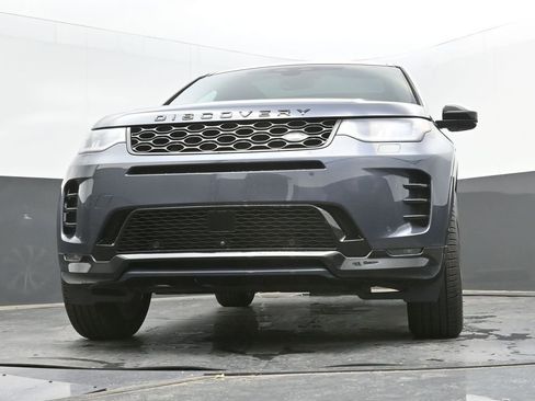 Used 2025 Land Rover Discovery Sport Dynamic SE image 36