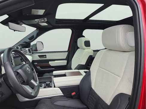 Used 2024 Toyota Tundra Capstone image 13