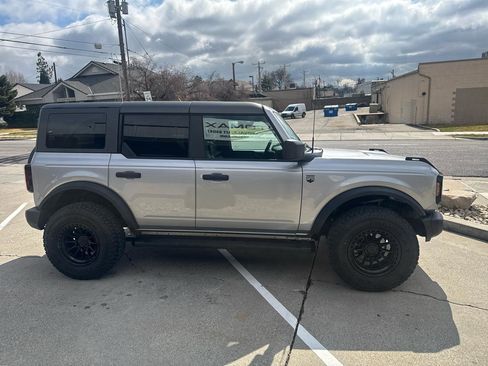 Used 2024 Ford Bronco Big Bend image 4
