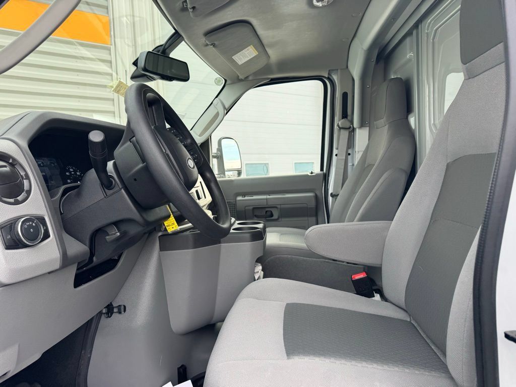 New 2026 Ford E-350 and Econoline 350 Super Duty w/ Interior Upgrade Package RWD image 26