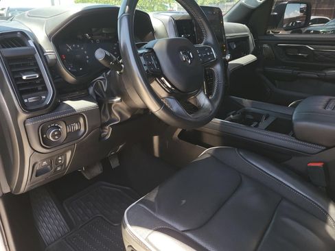 Used 2025 RAM 1500 Limited AWD/4WD image 22