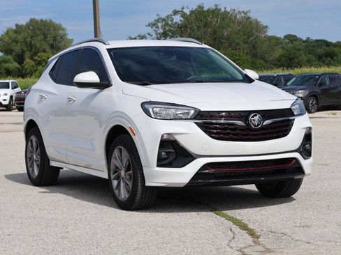 Used 2022 Buick Encore GX Select w/ Sport Touring Package AWD/4WD image 4