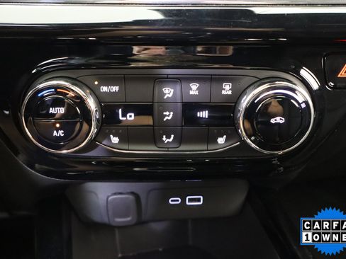 Used 2025 Chevrolet Trax RS w/ Driver Confidence Package FWD image 26