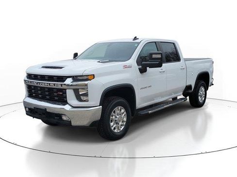 Used 2023 Chevrolet Silverado 2500 LT w/ Convenience Package image 2