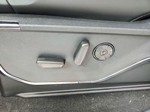 New 2026 Ford F350 Platinum w/ FX4 Off-Road Package image 20