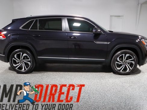 Used 2023 Volkswagen Atlas Cross Sport SEL AWD/4WD image 6