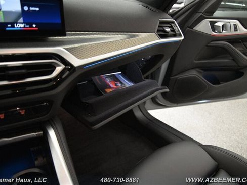 Used 2022 BMW i4 eDrive40 w/ M Sport Package image 36