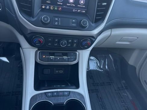 Used 2022 GMC Acadia Denali w/ Denali Ultimate Package image 25