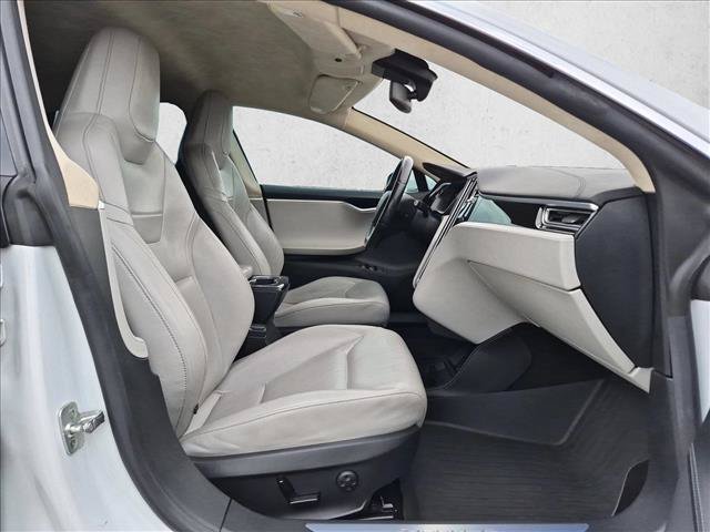 Used 2016 Tesla Model S 70 RWD image 20