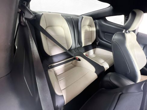 Used 2017 Ford Mustang GT Premium w/ Equipment Group 401A image 26