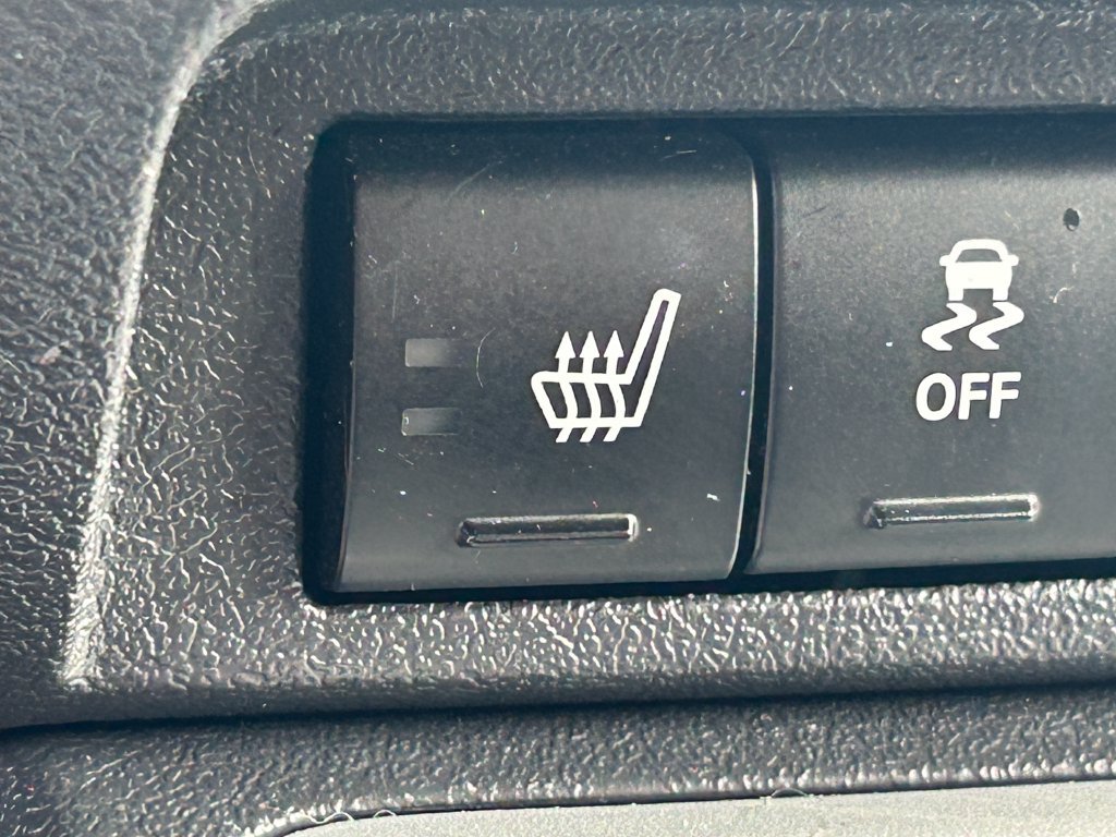 Used 2016 Jeep Compass High Altitude FWD image 14