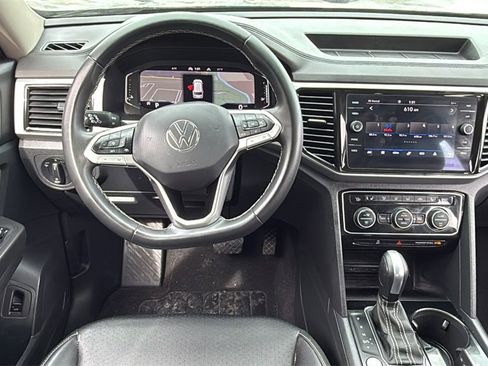 Used 2023 Volkswagen Atlas SEL image 8